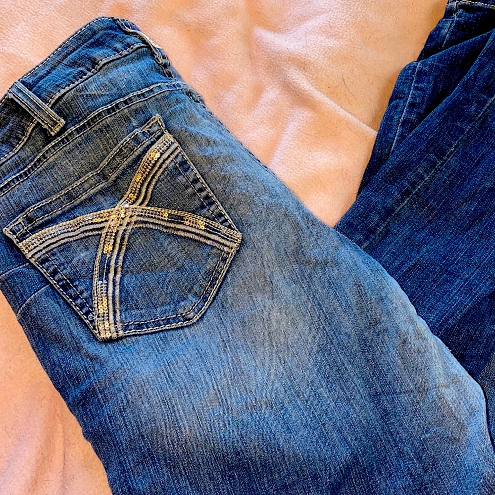 Women’s ariat jeans